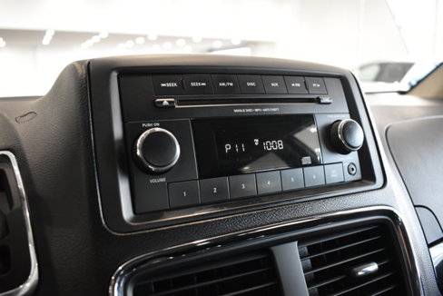 Used 2012 Dodge Grand Caravan SE image 19