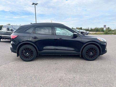 Used 2020 Ford Escape SEL image 6