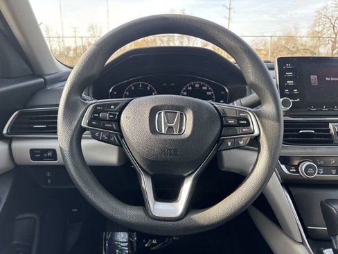Used 2018 Honda Accord LX image 14
