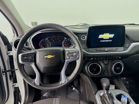Used 2023 Chevrolet Blazer LT image 21