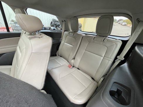 Used 2020 Lincoln Aviator Reserve w/ Equipment Group 201A image 19