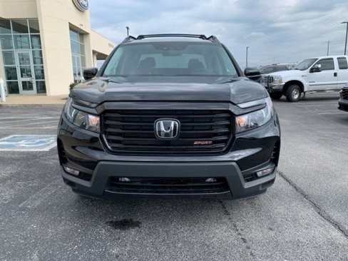Used 2023 Honda Ridgeline Sport image 2