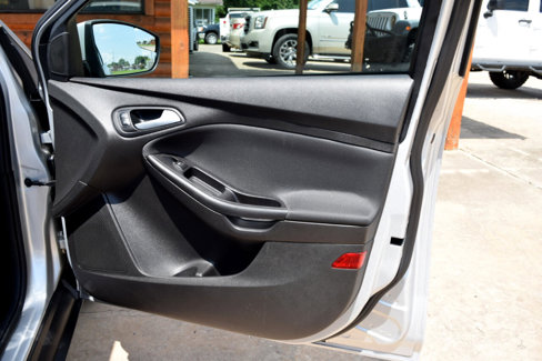 Used 2017 Ford Focus SE image 13