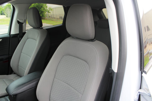 Used 2022 Ford Escape SE image 19