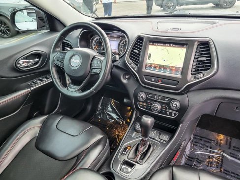 Used 2019 Jeep Cherokee Trailhawk w/ Comfort/Convenience Group image 26