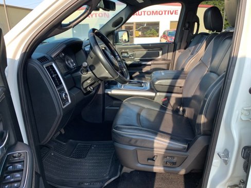 Used 2017 RAM 1500 Limited image 9