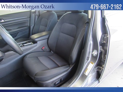 Used 2024 Nissan Altima 2.5 SV image 14