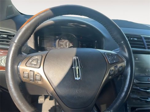 Used 2013 Lincoln MKX AWD image 10