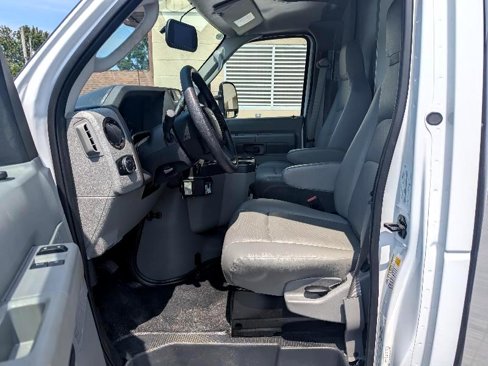 Used 2025 Ford E-350 and Econoline 350 Super Duty w/ Power Equipment Group image 23