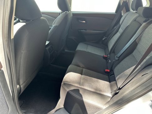 Used 2023 Nissan Rogue SV image 17