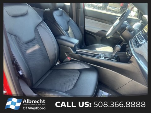 Certified 2023 Jeep Compass Latitude w/ Convenience Group image 22