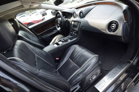 Used 2016 Jaguar XJ R-Sport image 23