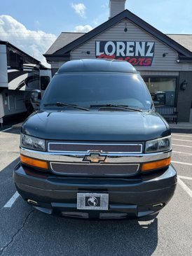 Used 2017 Chevrolet Express 2500 image 7