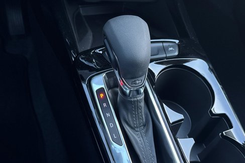 New 2025 Chevrolet Trax ACTIV w/ Sunroof Package image 26
