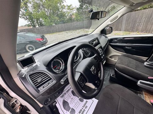 Used 2012 RAM C/V image 26