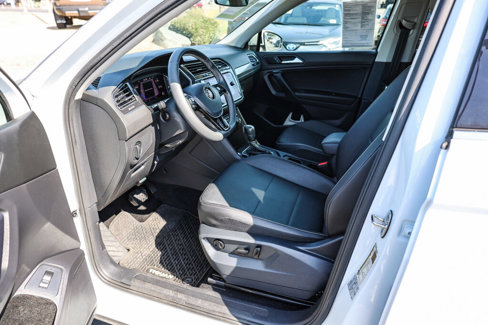 Used 2021 Volkswagen Tiguan SEL w/ 3rd Row Seat Package image 10