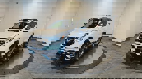 Used 2020 Honda CR-V Touring image 4