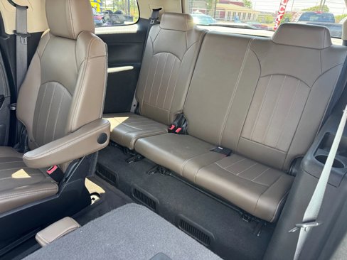 Used 2016 GMC Acadia SLT image 11
