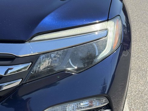 Used 2018 Honda Pilot EX image 6