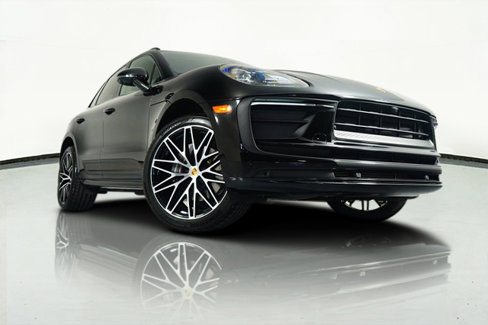 Used 2022 Porsche Macan image 4