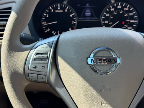 Used 2016 Nissan Altima 2.5 S w/ Power Driver Seat Package image 13