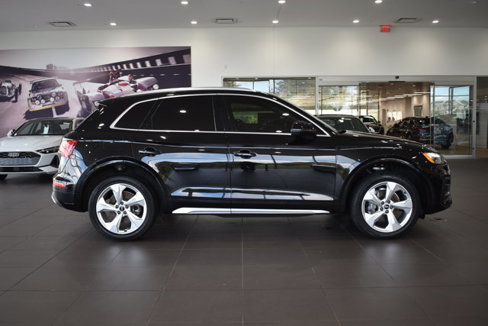 Used 2021 Audi Q5 Premium Plus w/ Premium Plus Package image 12
