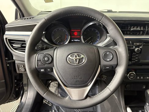 Used 2015 Toyota Corolla S image 14