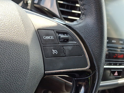 Used 2020 Mitsubishi Outlander ES image 21