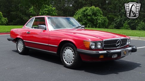 Used 1987 Mercedes-Benz 560 SL image 4