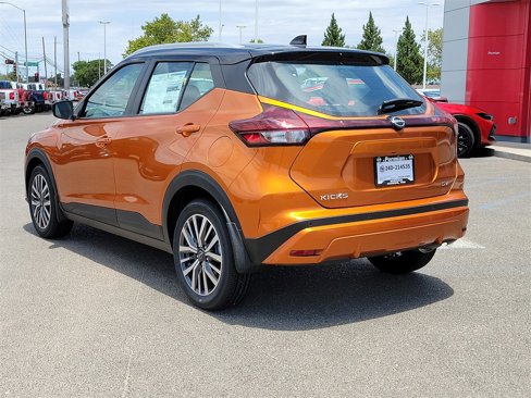 New 2024 Nissan Kicks SV image 7