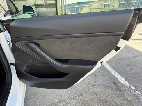 Used 2020 Tesla Model 3 Standard Range Plus image 21