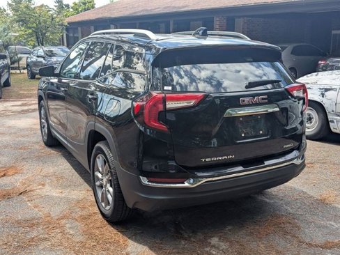 Used 2022 GMC Terrain SLT w/ Infotainment Package II image 5
