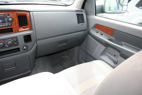 Used 2006 Dodge Ram 1500 Truck SLT image 19