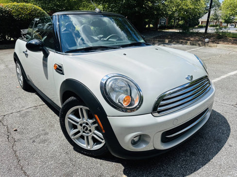Used 2013 MINI Cooper Convertible image 3