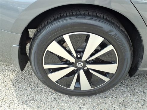 Certified 2021 Nissan Altima 2.5 SV image 21