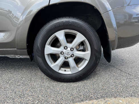 Used 2011 Toyota RAV4 Limited image 6