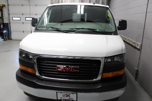 Used 2022 GMC Savana 2500 w/ Driver Convenience Package image 4