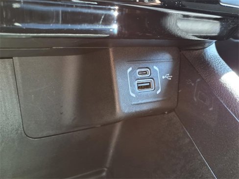 Used 2024 Jeep Compass Latitude image 14