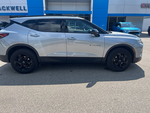 Used 2023 Chevrolet Blazer LT w/ Midnight/Sport Edition image 2
