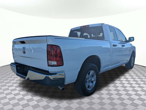 Used 2024 RAM 1500 Classic SLT image 3
