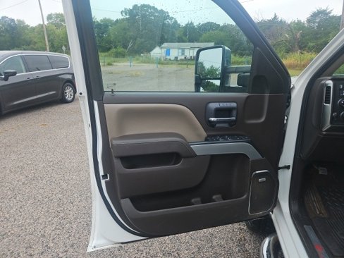 Used 2015 Chevrolet Silverado 2500 LTZ w/ Duramax Plus Package image 12