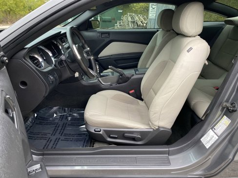 Used 2014 Ford Mustang GT w/ Equipment Group 301A image 4