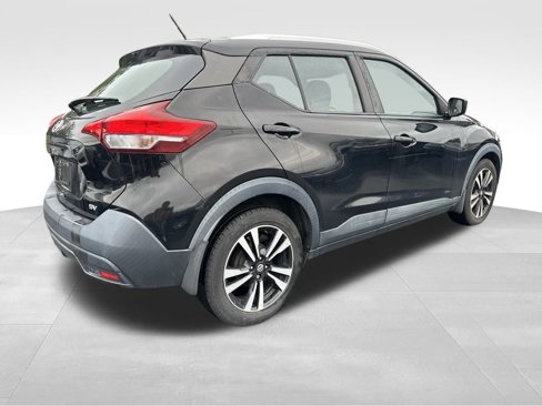 Used 2018 Nissan Kicks SV image 7