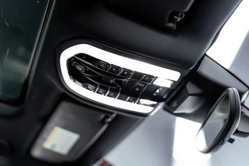 Used 2017 Porsche Macan image 35