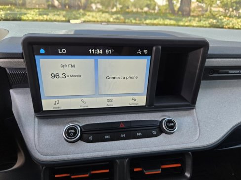 Used 2023 Ford Maverick XLT image 9
