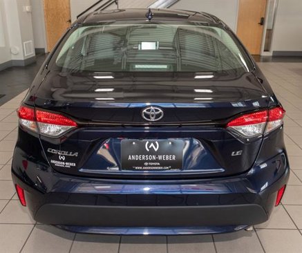 Used 2022 Toyota Corolla LE image 15