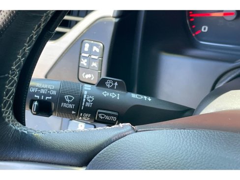 Used 2016 GMC Yukon XL Denali w/ Open Road Package image 36