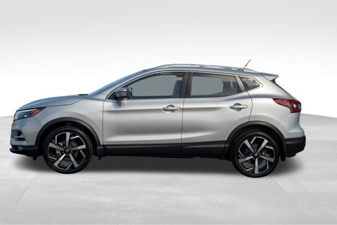 Used 2022 Nissan Rogue Sport SL w/ Premium Package image 5