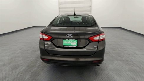 Used 2016 Ford Fusion SE image 7