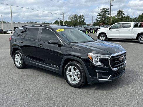 Certified 2022 GMC Terrain SLE w/ Driver Convenience Package image 17